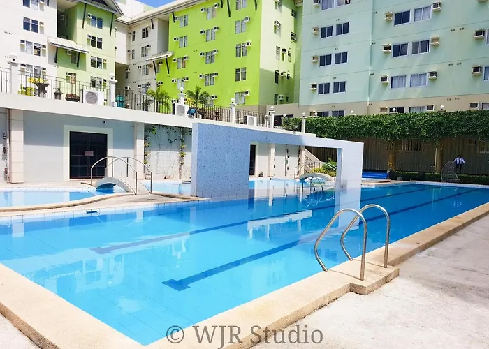 Aparthotel Centropolis Deluxe Couple 4*