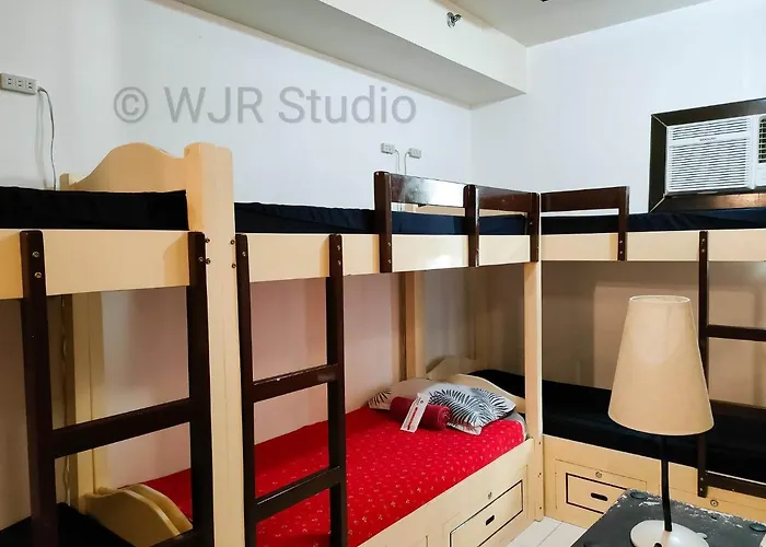 Centropolis Deluxe Couple Aparthotel 4*